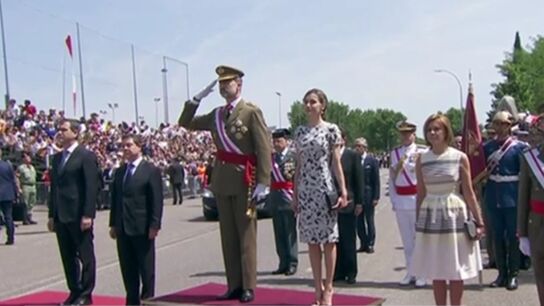Los reyes presiden el D&iacute;a de las Fuerzas Armadas