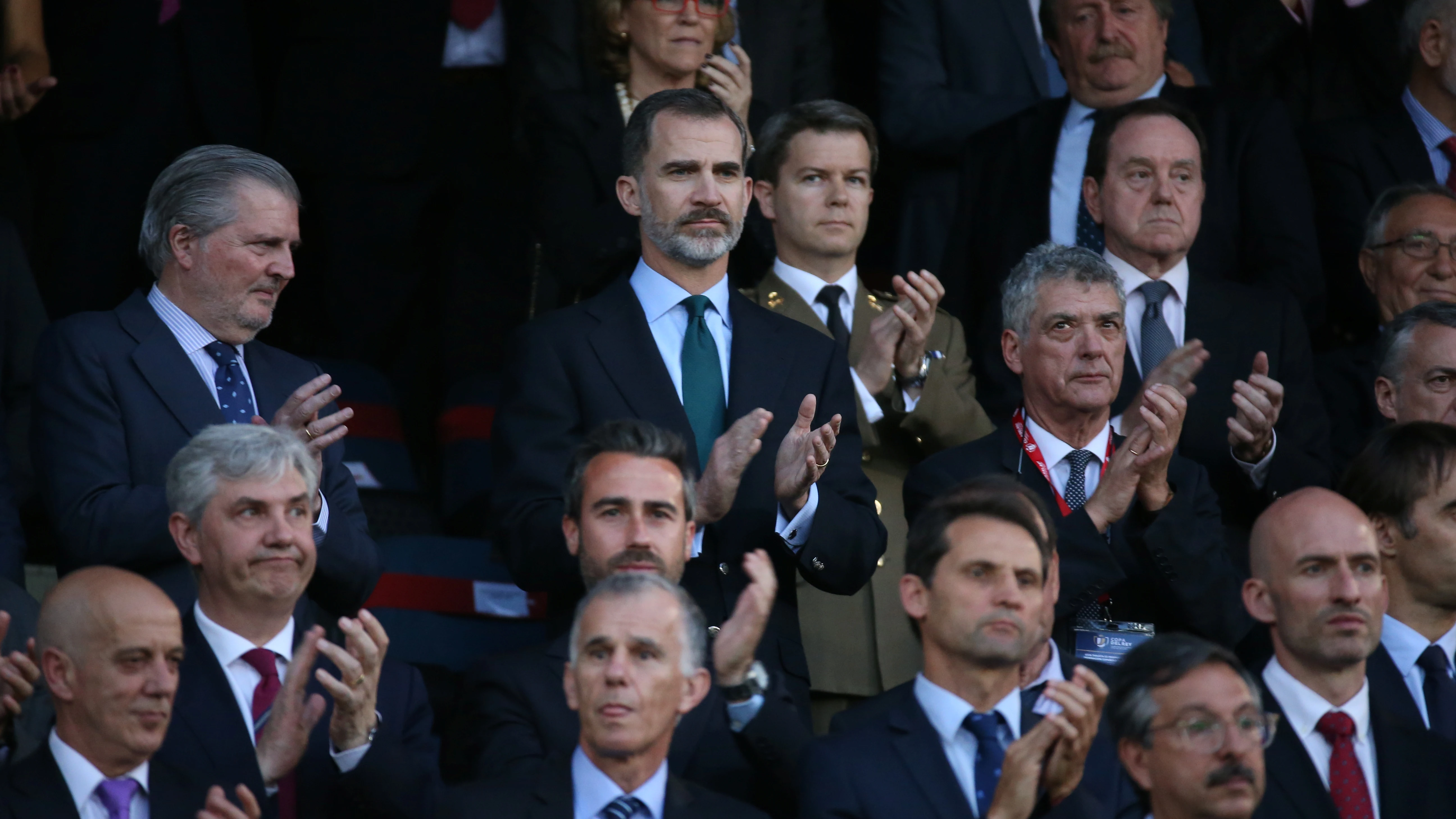 Felipe VI, en el palco del Vicente Calderón