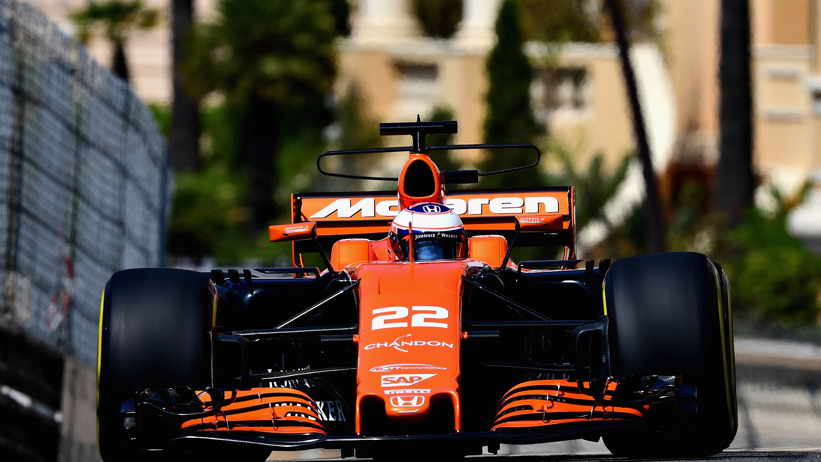 Button, en el trazado de Montecarlo