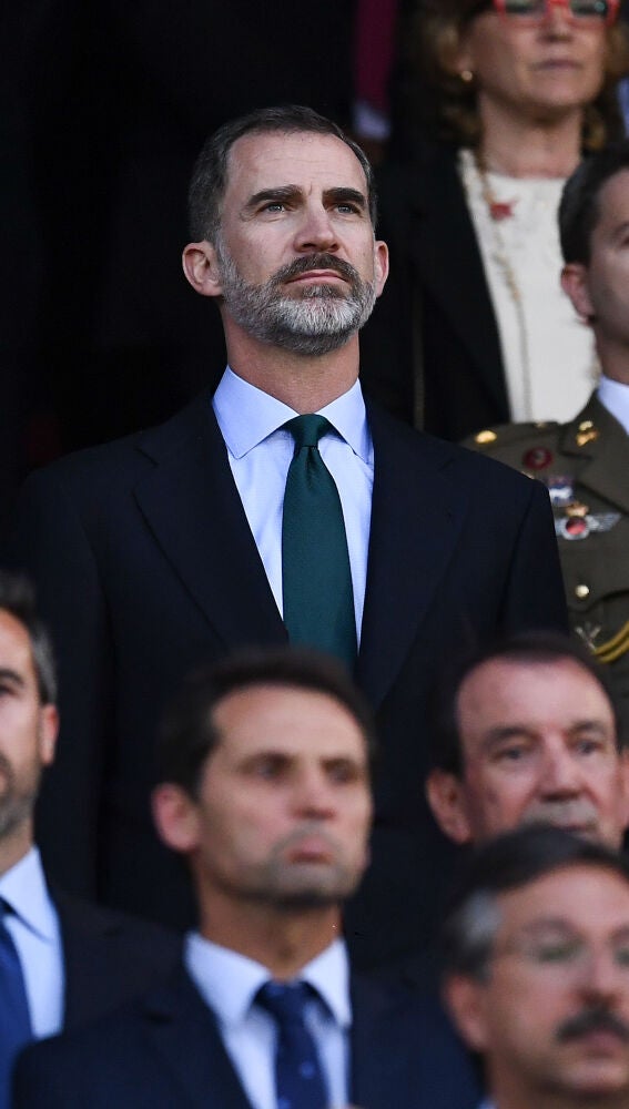 Felipe VI, en la grada del Vicente Calderón