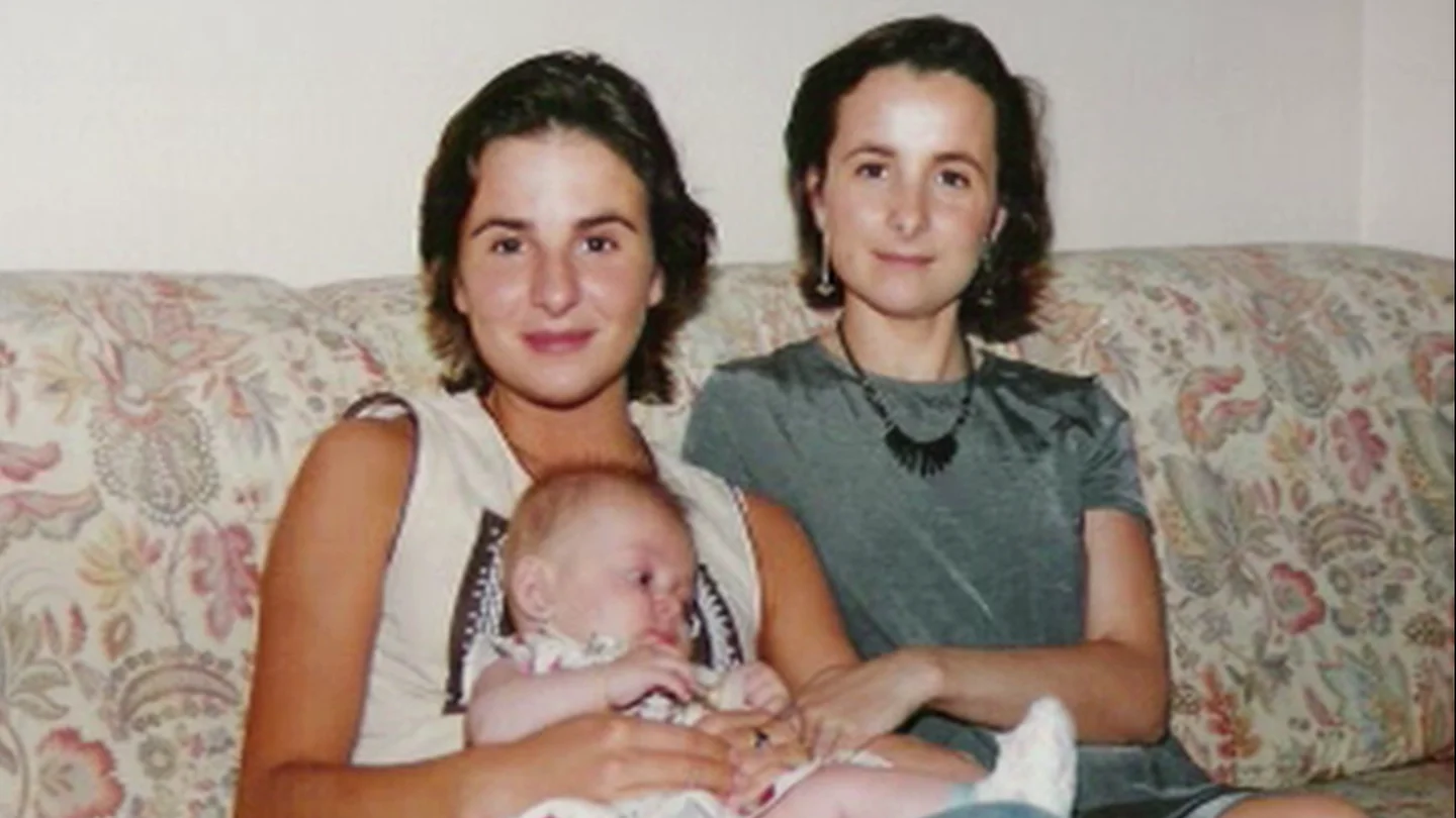 Beatriz Garrote junto a su hermana Maika Beatriz Garrote junto a su hermana Maika