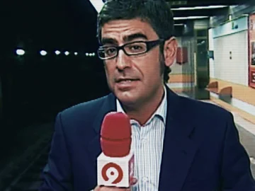 Canal 9 informando sobre el accidente del metro de Valencia