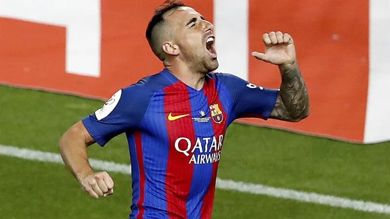 El delantero del FC Barcelona, Paco Alc&aacute;cer.