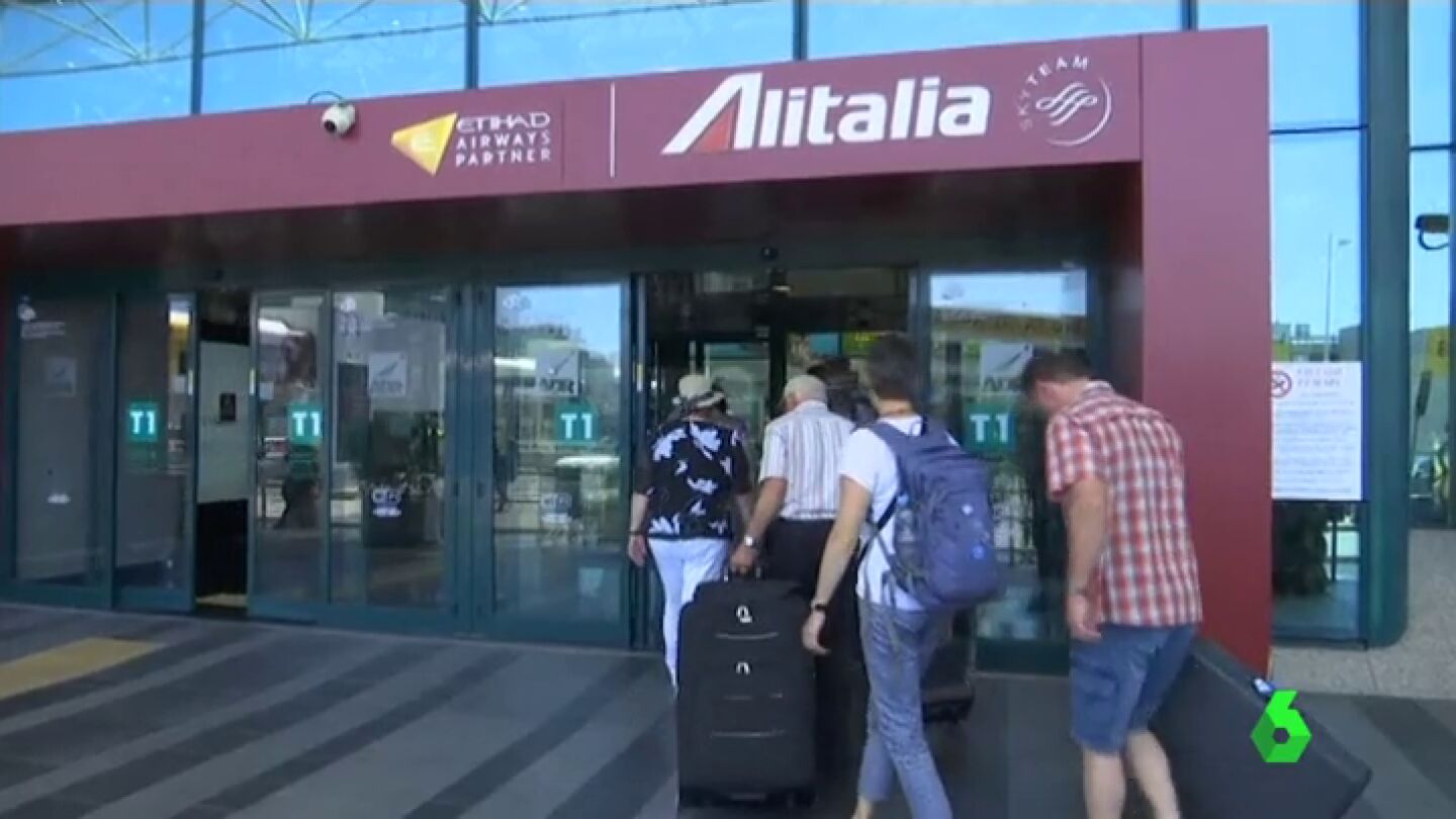 La compa&ntilde;&iacute;a a&eacute;rea Alitalia cancela 200 vuelos por huelga de su personal 