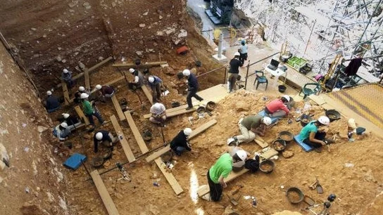 Excavaciones en el yacimiento histórico de Atapuerca Imagen del yacimiento histórico de Atapuerca