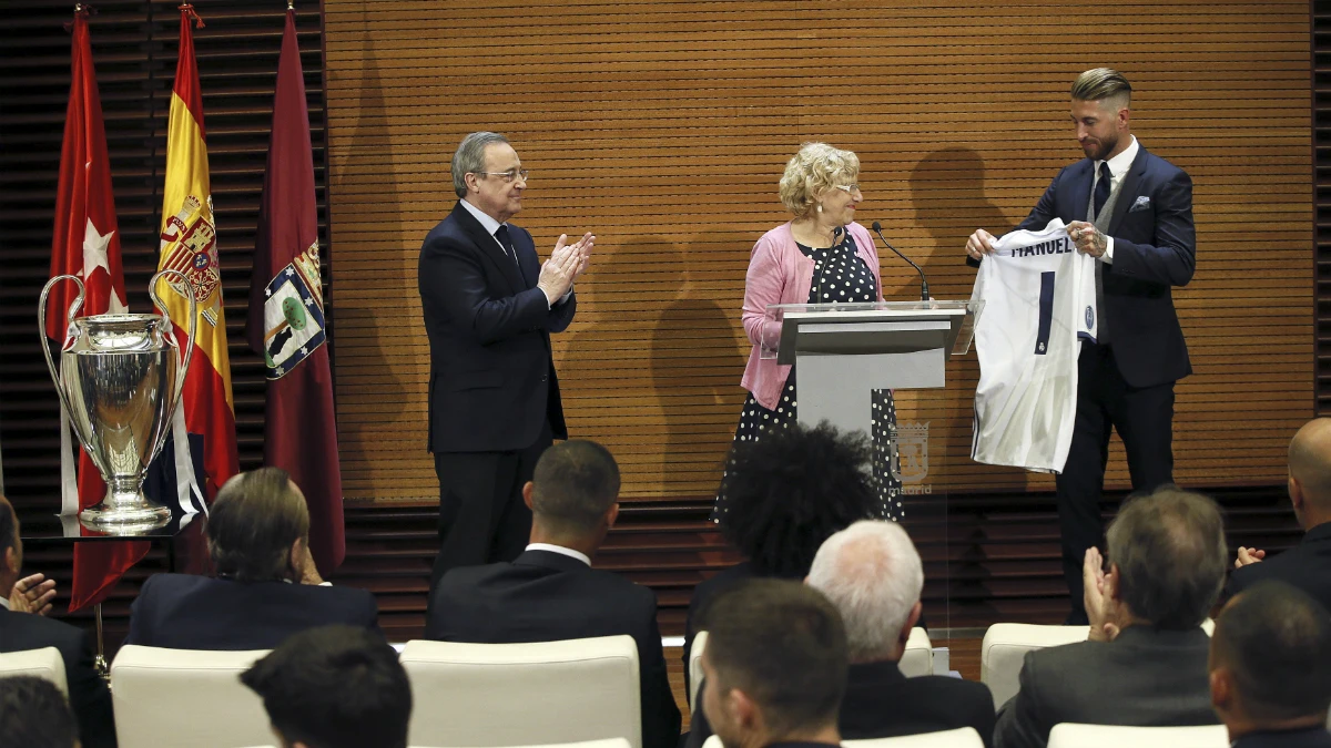Carmena, con Ramos y Florentino Pérez Carmena, con Ramos y Florentino Pérez