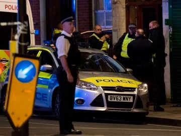 Policía en el lugar del ataque de Londres Policía en el lugar del ataque de Londres