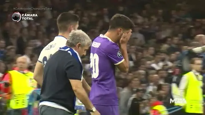 Marco Asensio, llorando