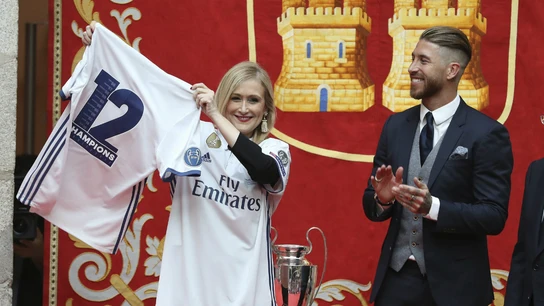 Ramos, con Cristina Cifuentes Ramos, con Cristina Cifuentes
