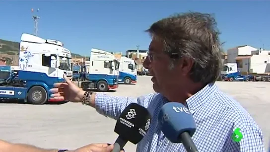 Un transportista hablando con los medios Un transportista hablando con los medios
