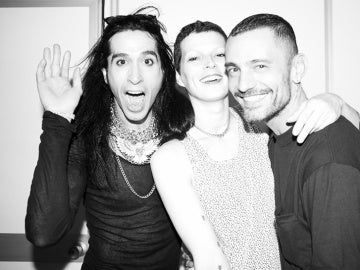 Mario Vaquerizo junto a Bimba Bosé y David Delfín Mario Vaquerizo junto a Bimba Bosé y David Delfín