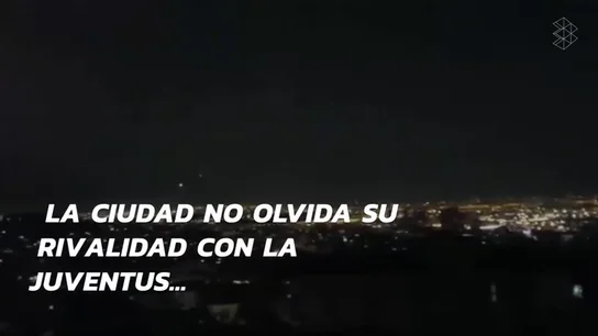 Frame 45.440292 de: Ver para creer: no es Madrid... ¡Es Nápoles! La ciudad italiana celebró la Duodécima con fuegos artificiales Frame 45.440292 de: Ver para creer: no es Madrid... ¡Es Nápoles! La ciudad italiana celebró la Duodécima con fuegos artificiales
