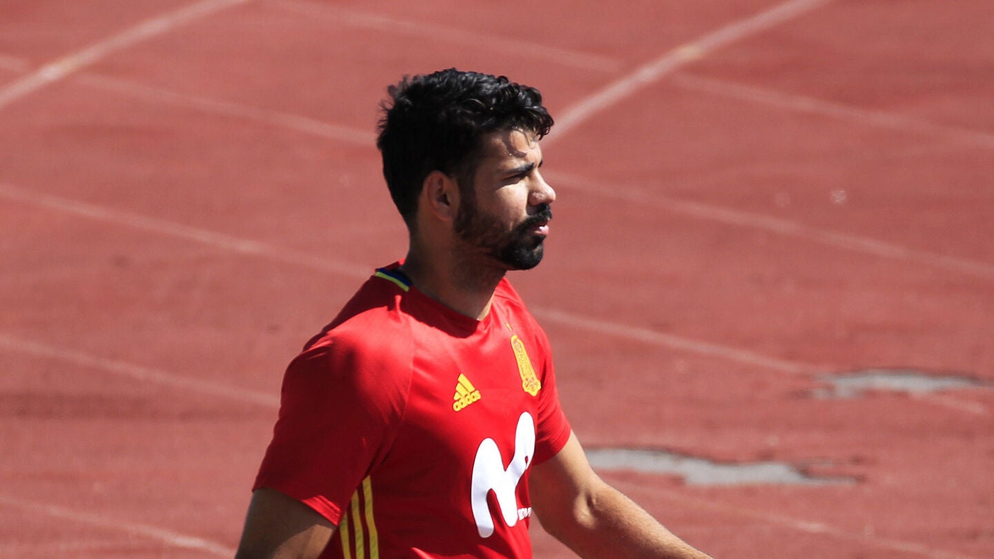 Diego Costa, en un entrenamiento de la selecci&oacute;n espa&ntilde;ola