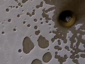 El cráter está ubicado en la ‘tierra del queso suizo’