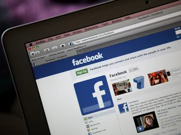Facebook Facebook