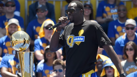 Draymond Green, con la camiseta de 'Quickie' ("Rapidito") Draymond Green, con la camiseta de 'Quickie' ("Rapidito")