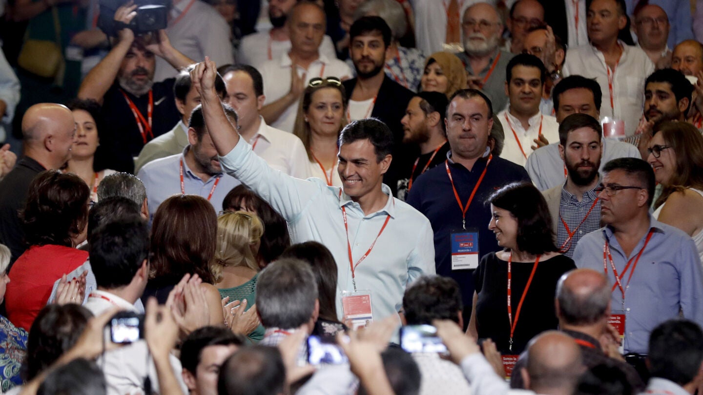 El l&iacute;der del PSOE, Pedro S&aacute;nchez, a su llegada al 39 congreso federal de los socialistas