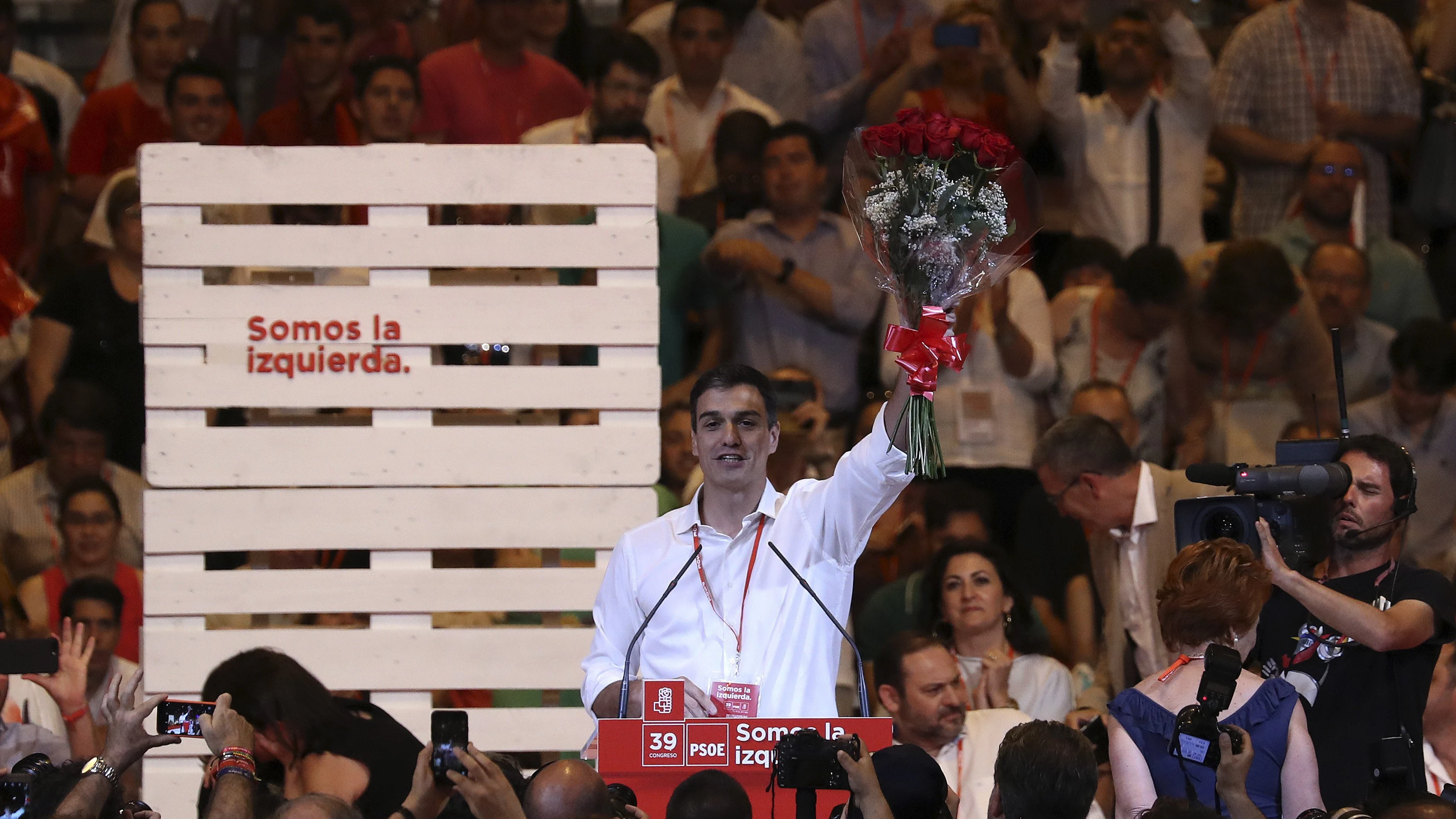 Pedro Sánchez, nuevo secretario general del PSOE, durante el acto de clausura del Congreso Federal del partido, celebrado en Madrid