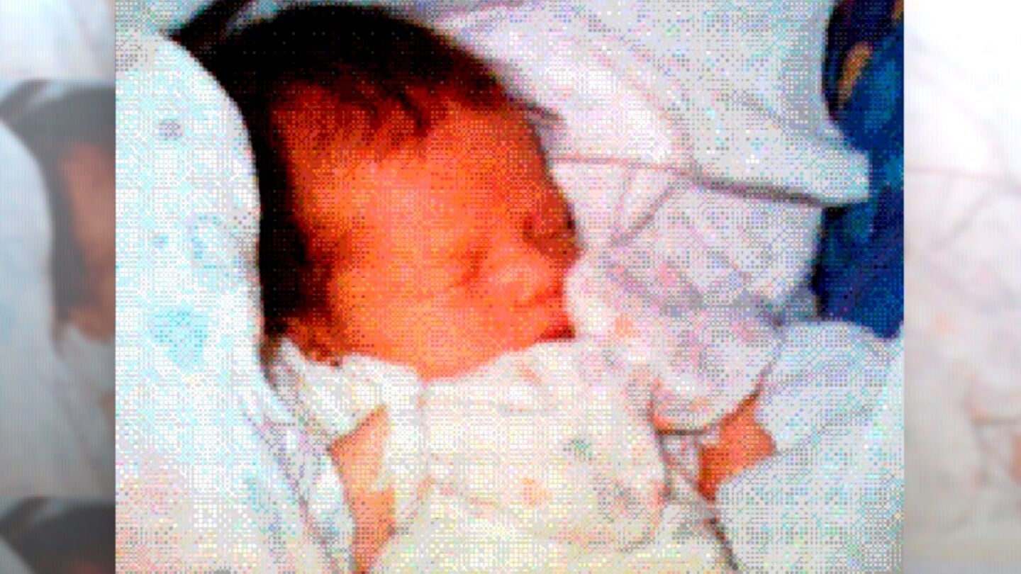 Una imagen de Sophie, la primera foto compartida v&iacute;a m&oacute;vil