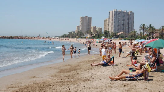 Imagen de la playa de El Puig, en Valencia Imagen de la playa de El Puig, en Valencia