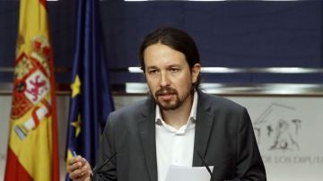 Pablo Iglesias ante los medios