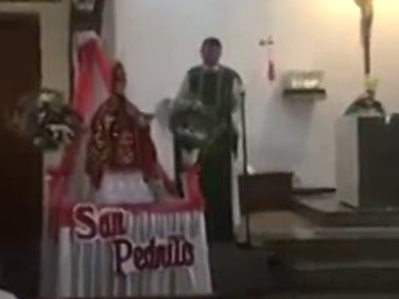 La homilía homófoba de un párroco de L'Hospitalet: "La homosexualidad es un pecado gravísimo" La homilía homófoba de un párroco de L'Hospitalet: "La homosexualidad es un pecado gravísimo"