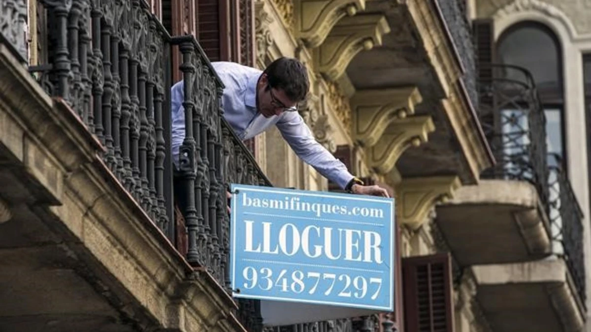 Imagen de archivo de pisos en alquiler en Barcelona.