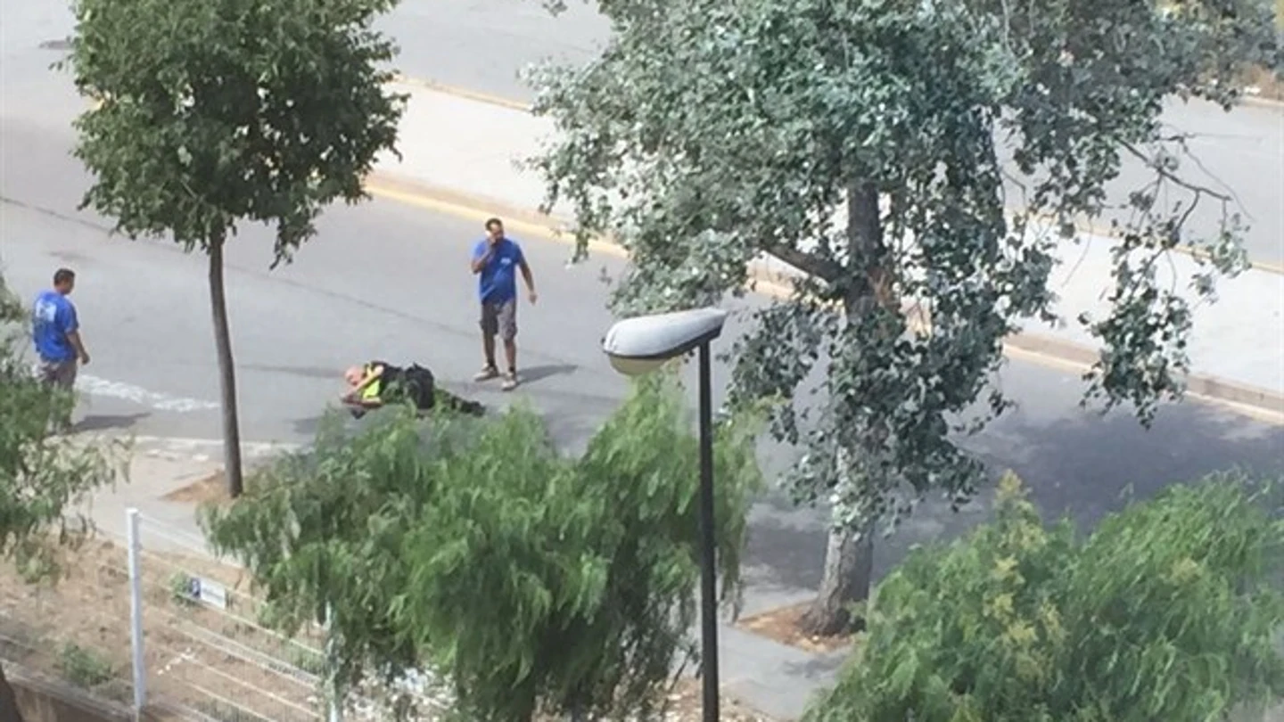 Heridos dos policías en un tiroteo en Gavà Heridos dos policías en un tiroteo en Gavà