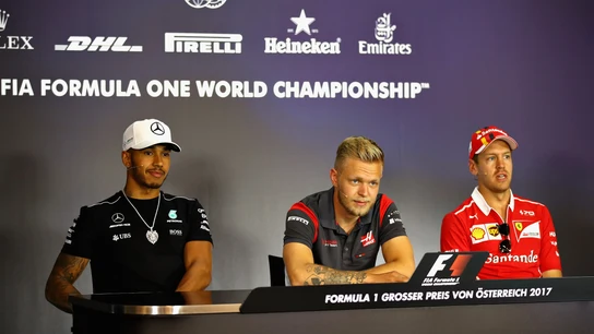 Vettel y Hamilton, en la rueda de prensa previa al GP de Austria Vettel y Hamilton, en la rueda de prensa previa al GP de Austria