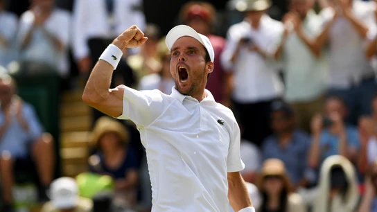 Bautista celebra el triunfo ante Nishikori Bautista celebra el triunfo ante Nishikori