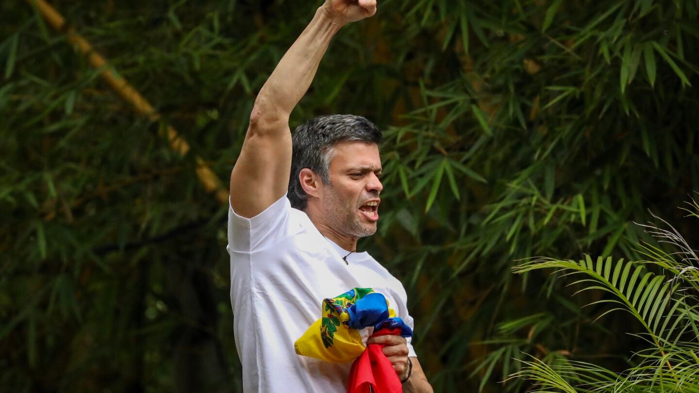Leopoldo L&oacute;pez tras su excarcelaci&oacute;n