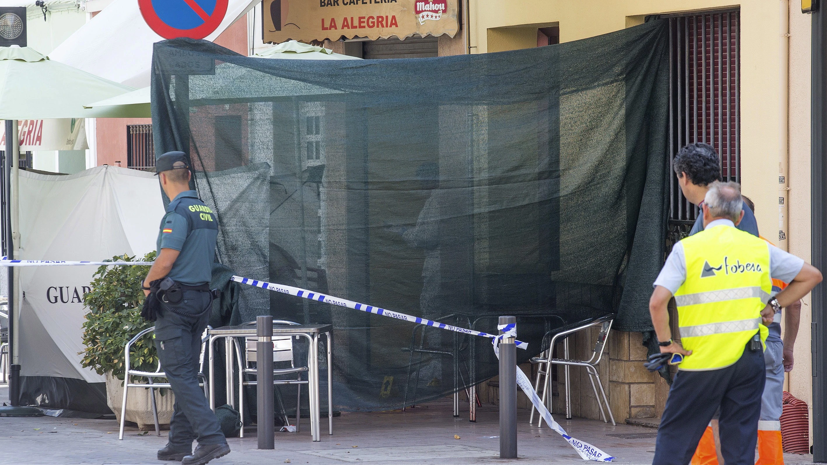 Un detenido en Benicàssim por el homicidio de un hombre en terraza del bar La Alegría, ubicado en la calle del Estatut del centro del municipio