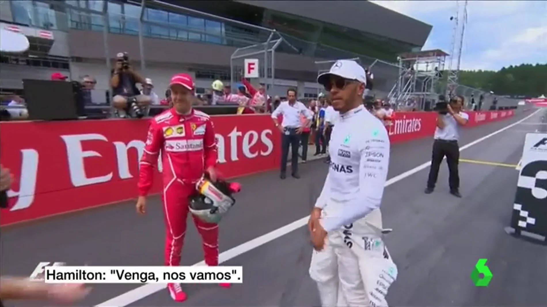 La 'cobra' de Hamilton a Vettel en público: se niega a darle la mano ante las cámaras en Spielberg
