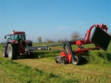 Un agricultor encuentra restos humanos mientras araba un bancal Un agricultor encuentra restos humanos mientras araba un bancal