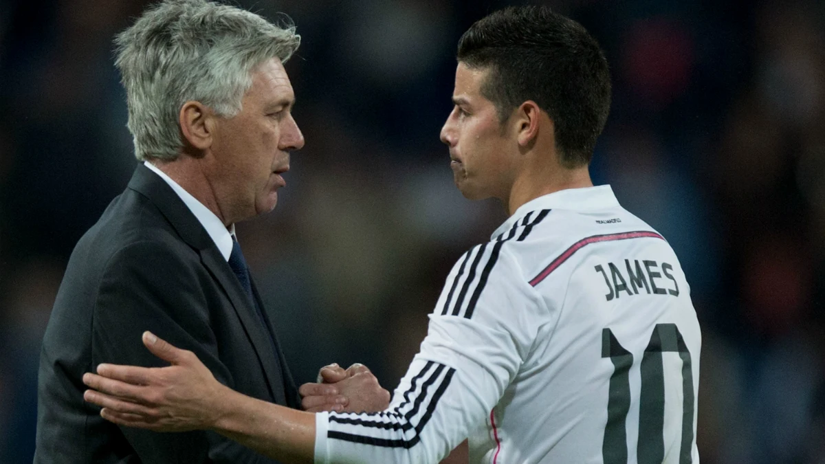 Ancelotti saluda a James