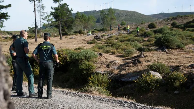 Un grupo de voluntarios participa en las labores de búsqueda de Diana Quer