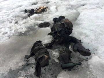 Aparece una pareja suiza perfectamente conservada en un glaciar desaparecida en 1942 Aparece una pareja suiza perfectamente conservada en un glaciar desaparecida en 1942