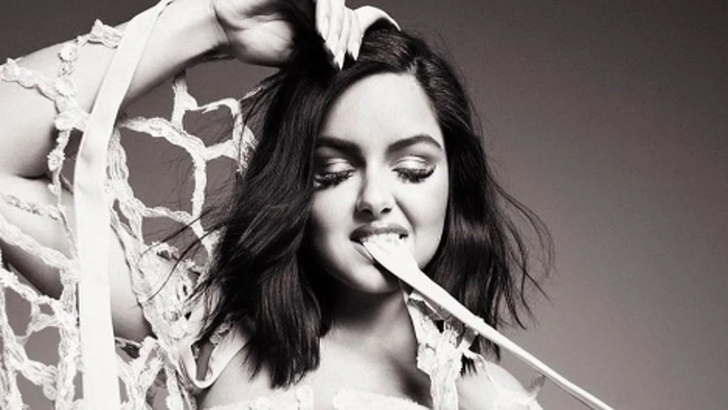 Ariel Winter, actriz de Modern Family, explota ante sus seguidores Ariel Winter, actriz de Modern Family, explota ante sus seguidores