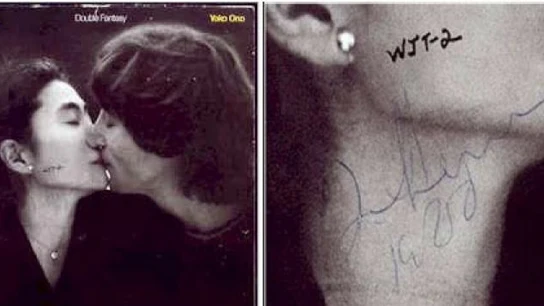 Carátula del disco 'Double Fantasy' firmado por John Lennon Carátula del disco 'Double Fantasy' firmado por John Lennon