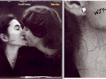 Carátula del disco 'Double Fantasy' firmado por John Lennon Carátula del disco 'Double Fantasy' firmado por John Lennon