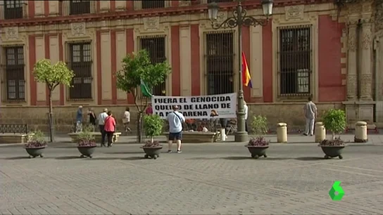 Piden retirar los restos del franquista Queipo de Llano de la Basílica de la Macarena en Sevilla Piden retirar los restos del franquista Queipo de Llano de la Basílica de la Macarena en Sevilla
