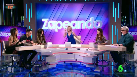 Anna Simon hace un boomerang en directo Anna Simon hace un boomerang en directo