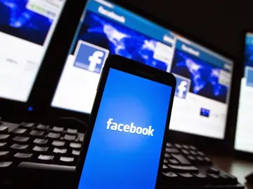 Facebook Facebook