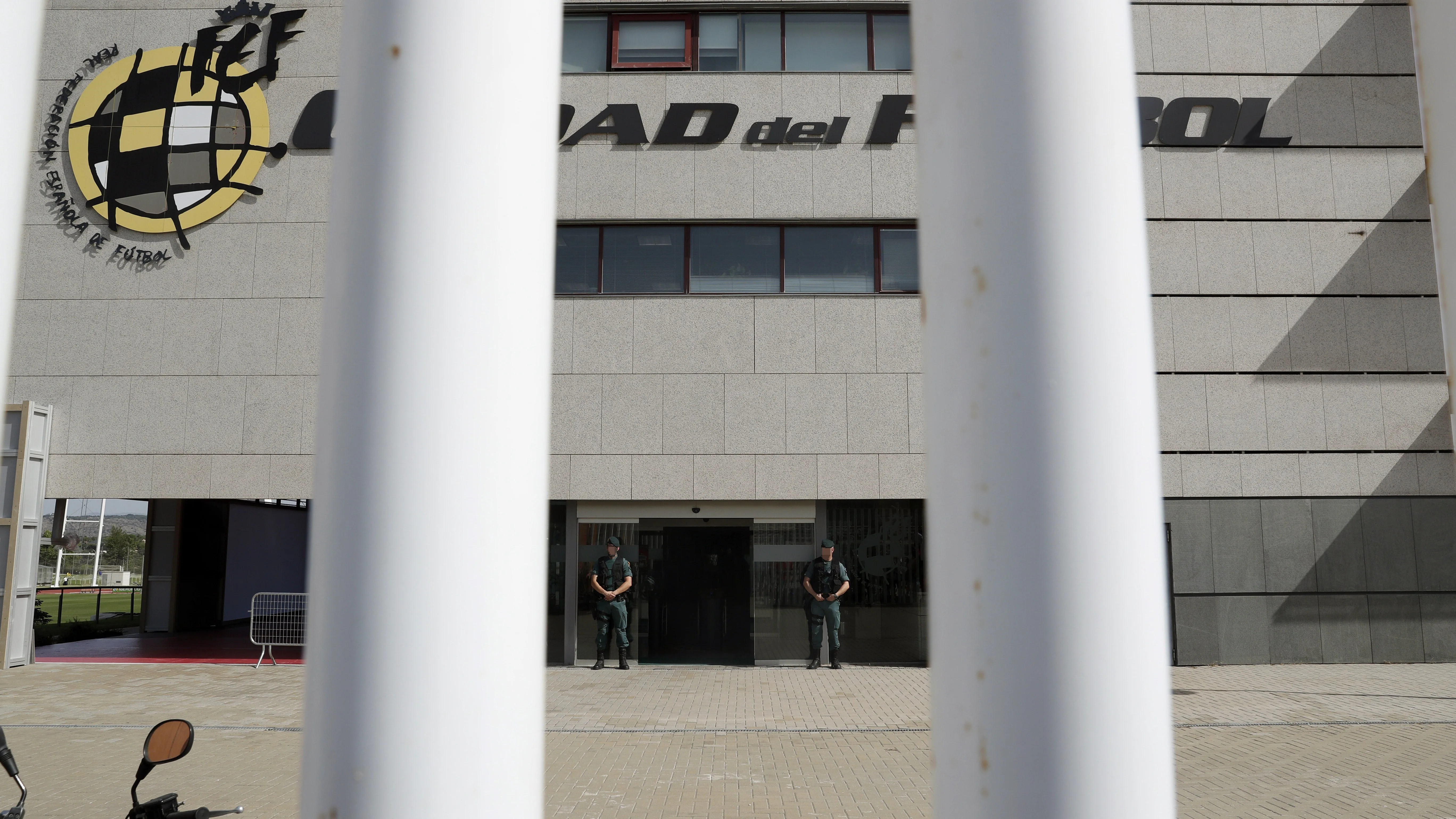 Entrada a la sede de la RFEF