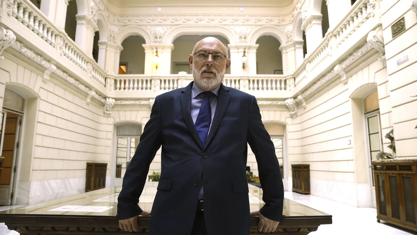José Manuel Maza, fiscal general del Estado, posa durante una entrevista José Manuel Maza, fiscal general del Estado, posa durante una entrevista