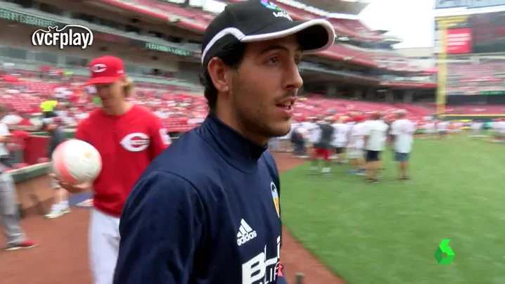 Parejo se pasa al béisbol 