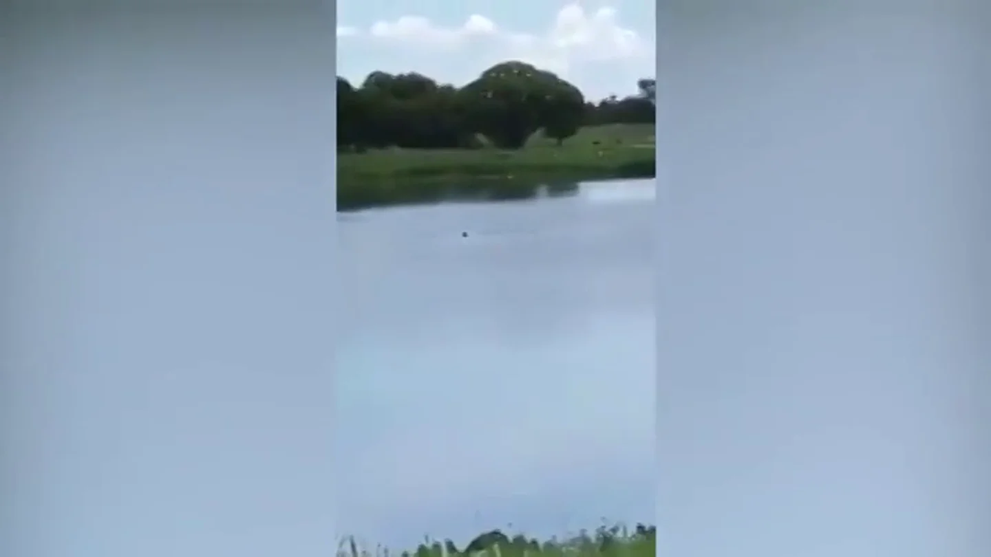 Un hombre con discapacidad muere ahogado en un río ante las burlas de adolescentes que lo grabaron Un hombre con discapacidad muere ahogado en un río ante las burlas de adolescentes que lo grabaron