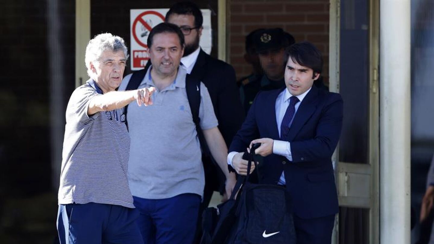 Villar sale de prisi&oacute;n junto a su hijo Gorka
