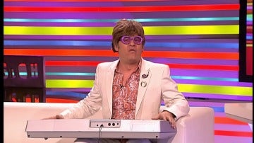 Miki Nadal interpreta a Elton John en Sé lo que hicisteis