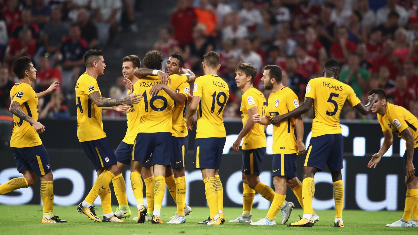 Los jugadores del Atl&eacute;tico celebran la victoria